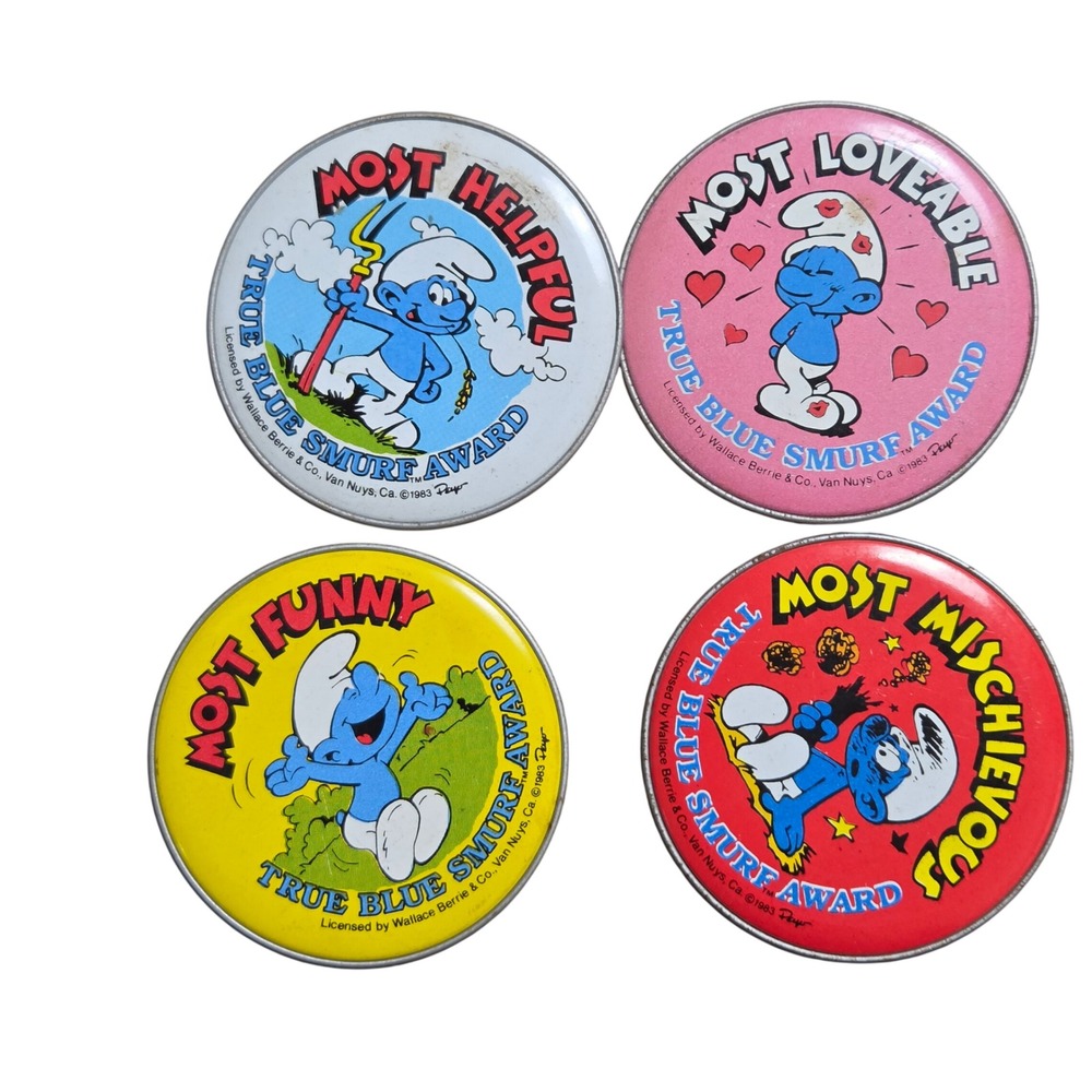 Lot of 4 Vintage 1983 Peyo Smurfs True Blue Award Tin Badges Wallace Berrie